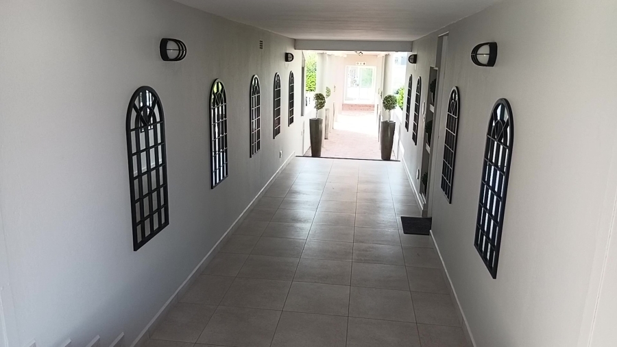 3 Bedroom Property for Sale in Harbour Island Western Cape